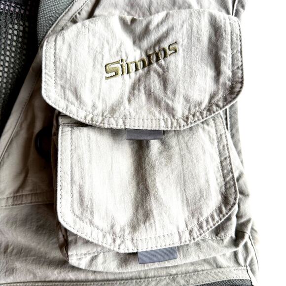 Simms VTG EUC Canada Made Guide Olive Nylon Mesh Vent Fly Fishing Vest XS / S - Picture 6 of 8
